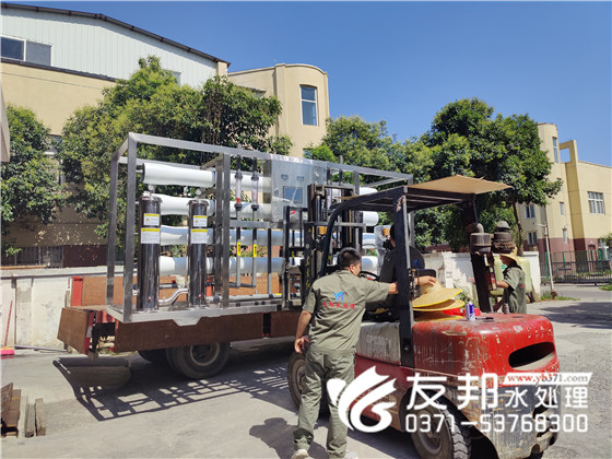 e30a169bb2666c2e9a56ea382e7837e_副本.jpg