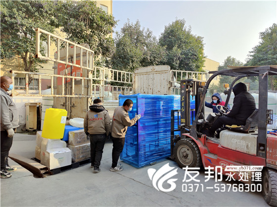河南匯智農(nóng)業(yè)科技有限公司【無土栽培】2噸單級設(shè)備發(fā)貨18.jpg