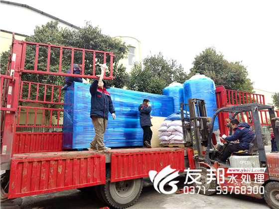 溫州西聯(lián)機(jī)械 10噸單級(jí)設(shè)備發(fā)貨18.jpg