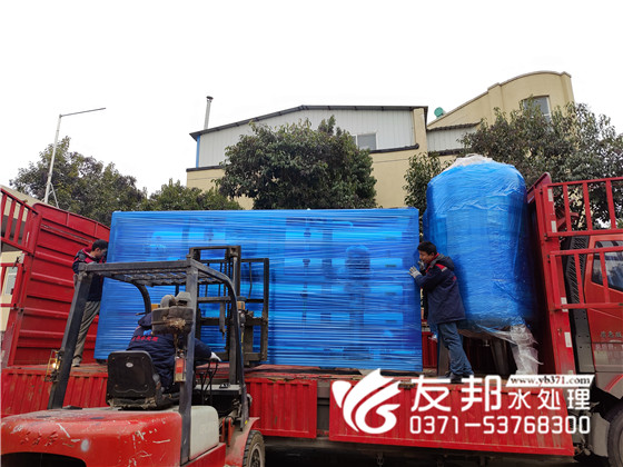 溫州西聯(lián)機(jī)械 10噸單級(jí)設(shè)備發(fā)貨19.jpg