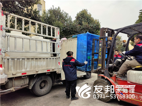 溫州西聯機械 10噸單級設備發貨10.jpg